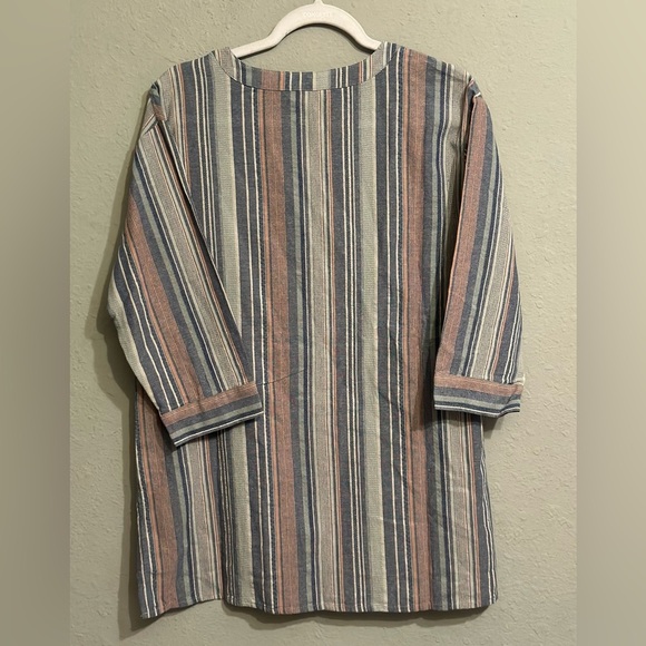 NWT Christopher & Banks Blouse Women's  Blue Striped 3/4 Sleeve V-neck - Picture 3 of 9